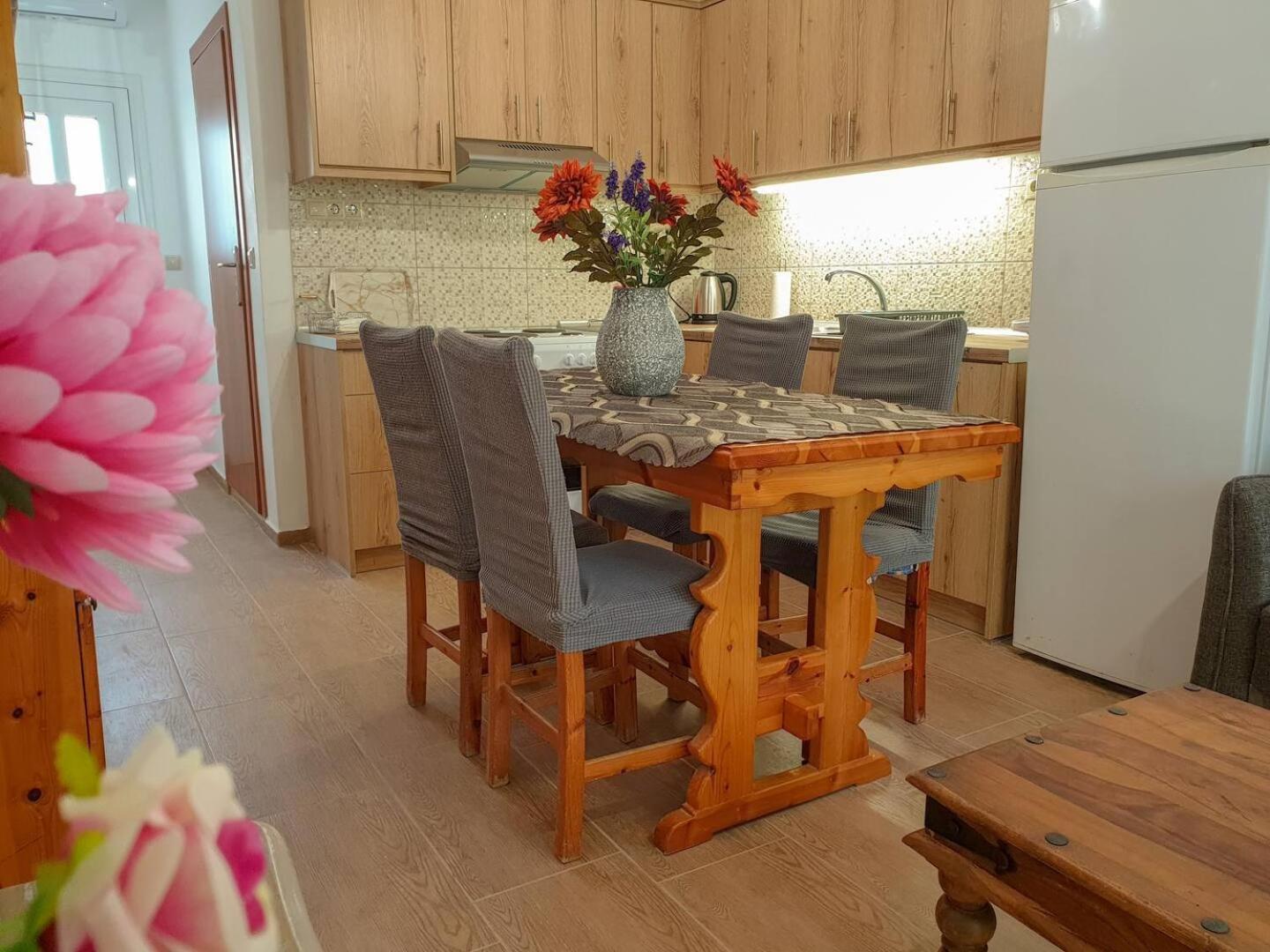 カラマキ Maria'S House, With Gardenヴィラ エクステリア 写真